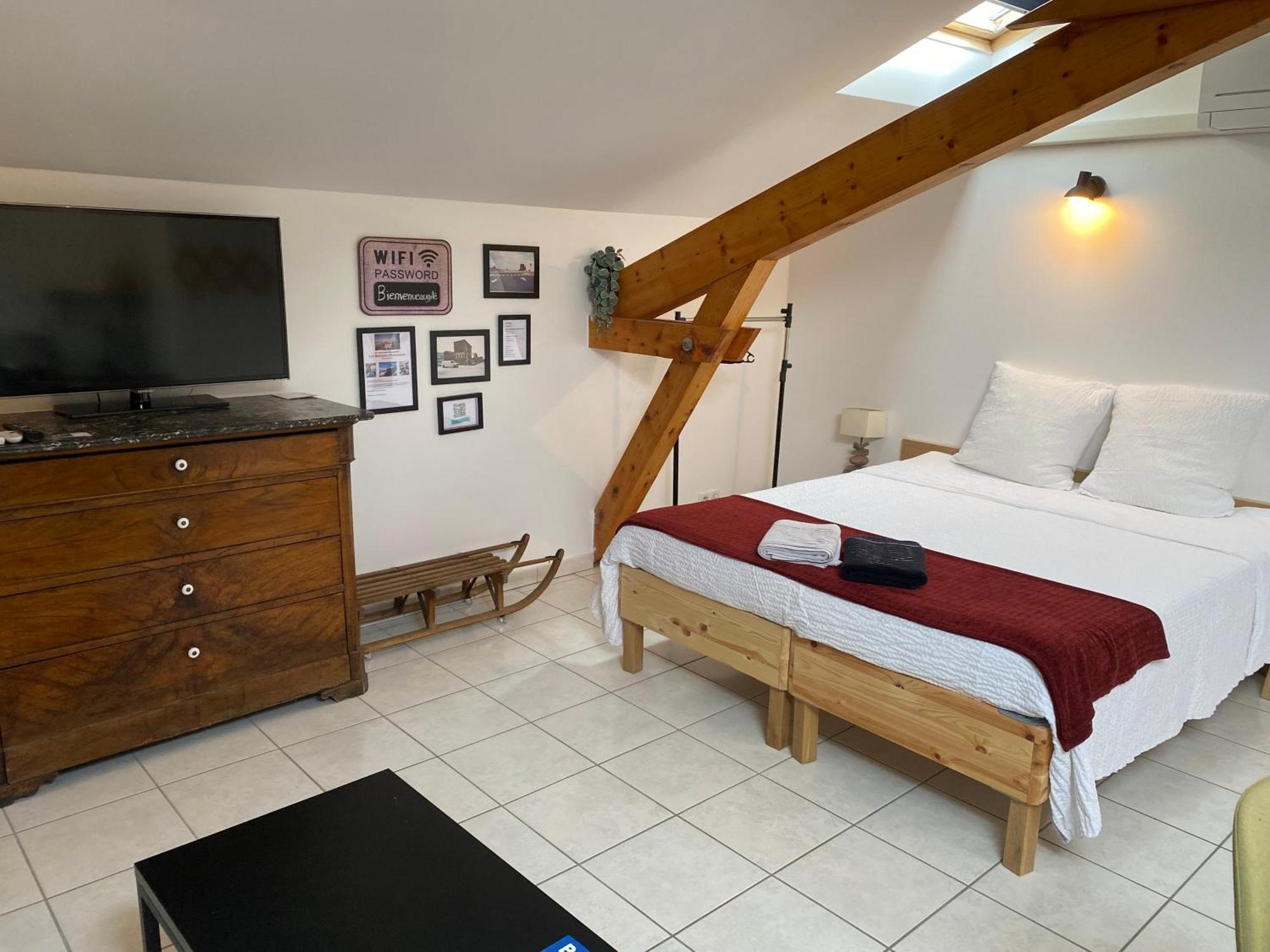 Gite L'O Bleue (Adults Only) Varces-Allieres-et-Risset Exterior photo